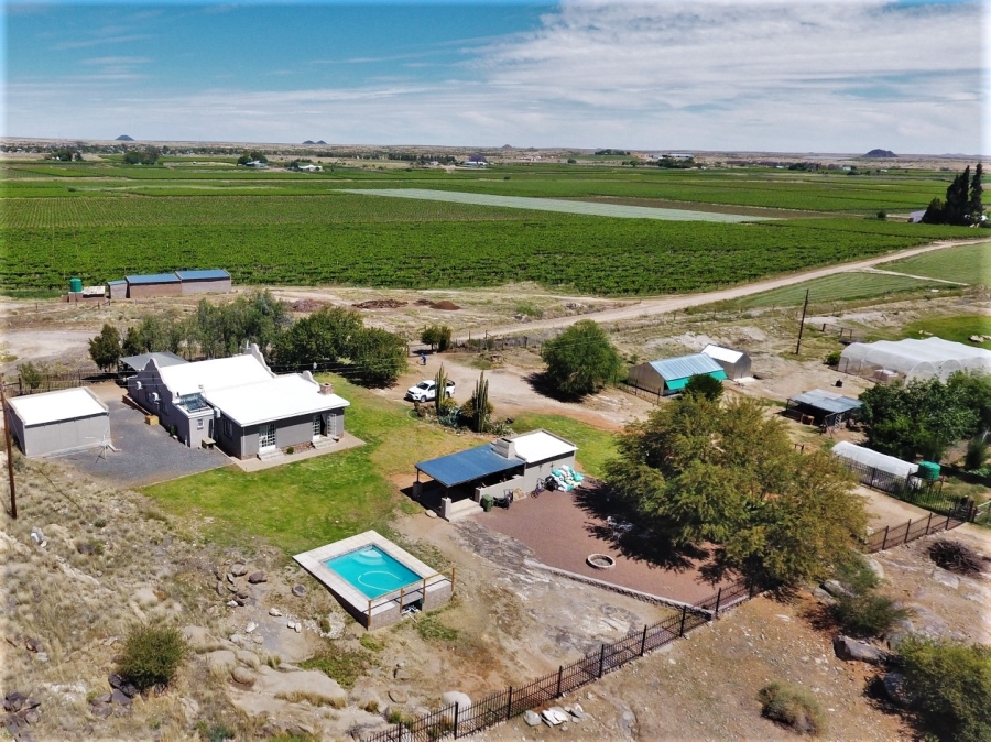 Commercial Property for Sale in Upington Rural Northern Cape